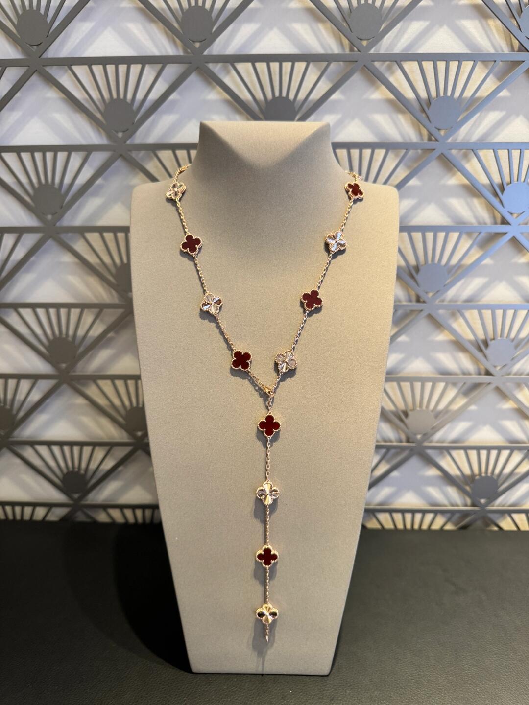 [Lumi Jewellery]CLOVER 20 MOTIFS LASER CARNELIAN NECKLACE
