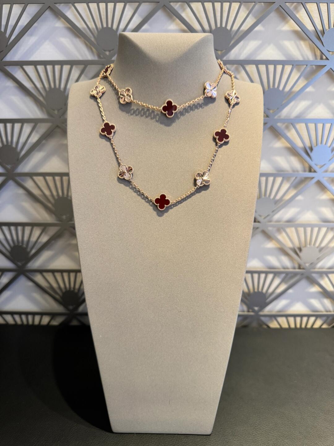 [Lumi Jewellery]CLOVER 20 MOTIFS LASER CARNELIAN NECKLACE