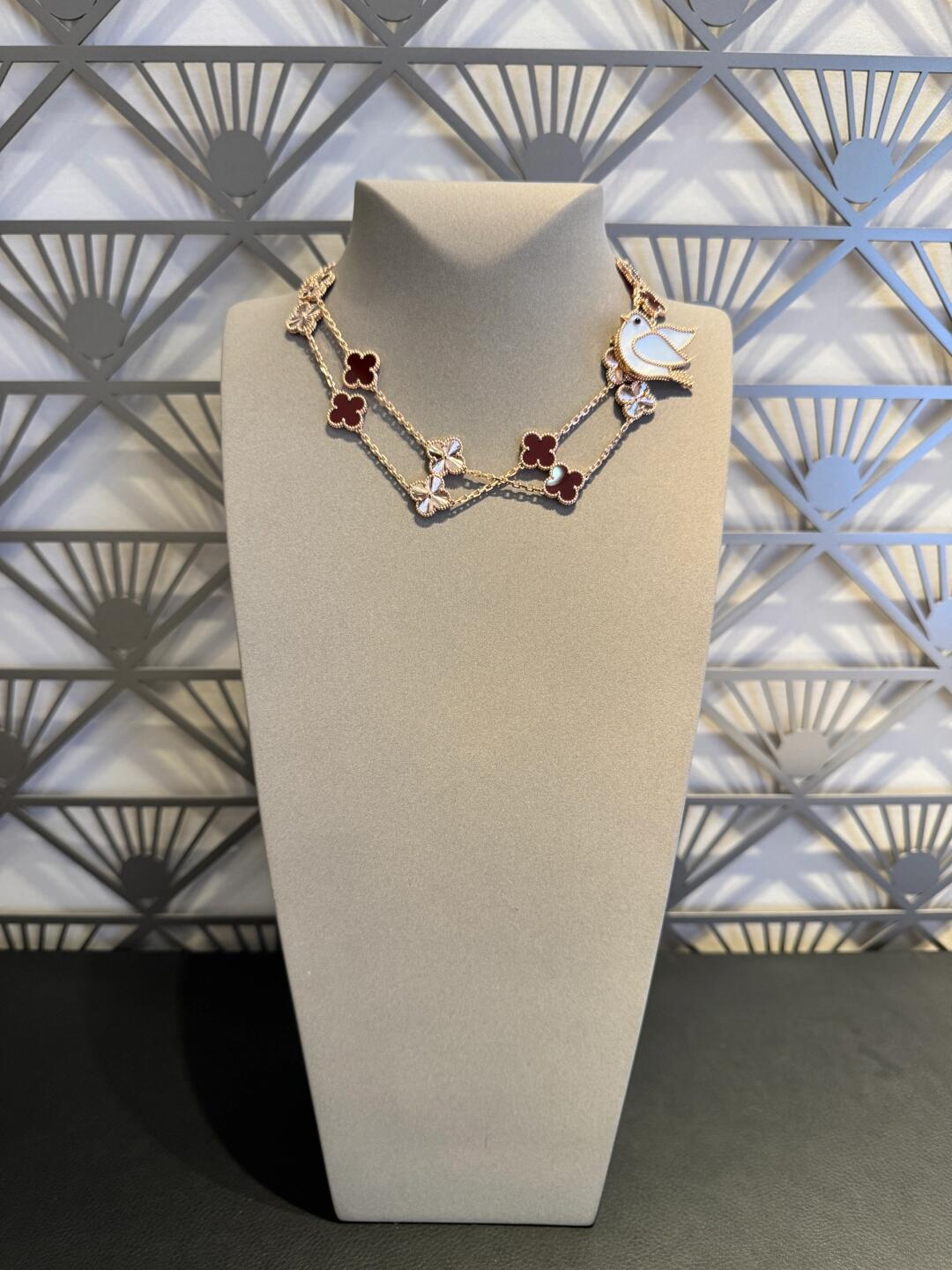 [Lumi Jewellery]CLOVER 20 MOTIFS LASER CARNELIAN NECKLACE