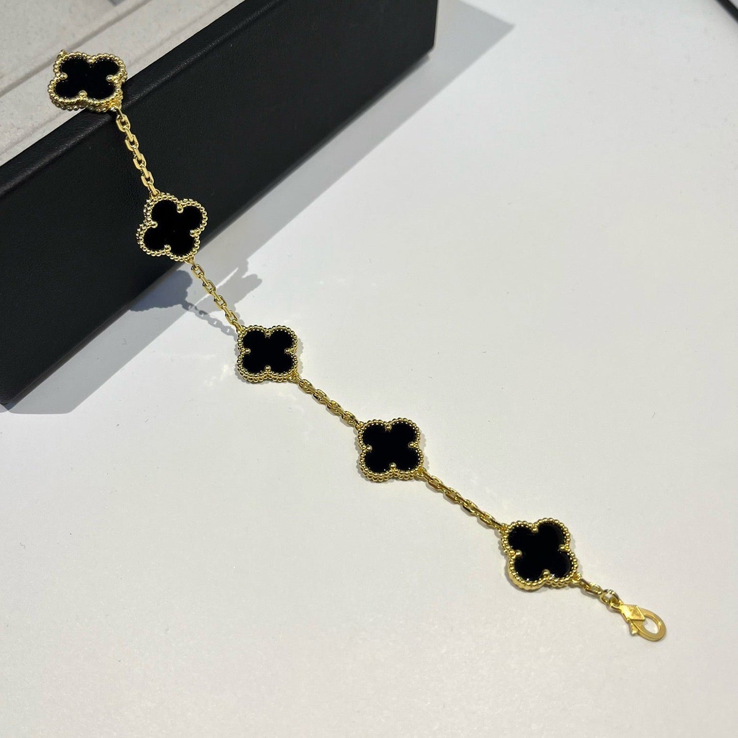 [Lumi Jewellery] CLOVER 5 MOTIF ONYXS BRACELET COLLECTION