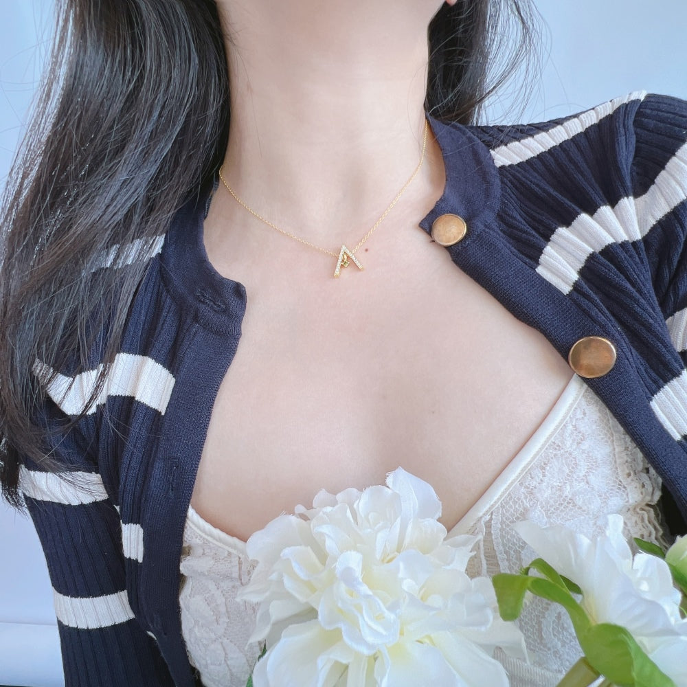[Lumi Jewellery]Sparkling "A" Shape Necklace