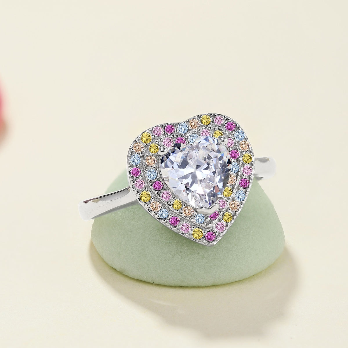 [Lumi Jewellery]Delicate Ebullient Heart Shape Wedding Ring
