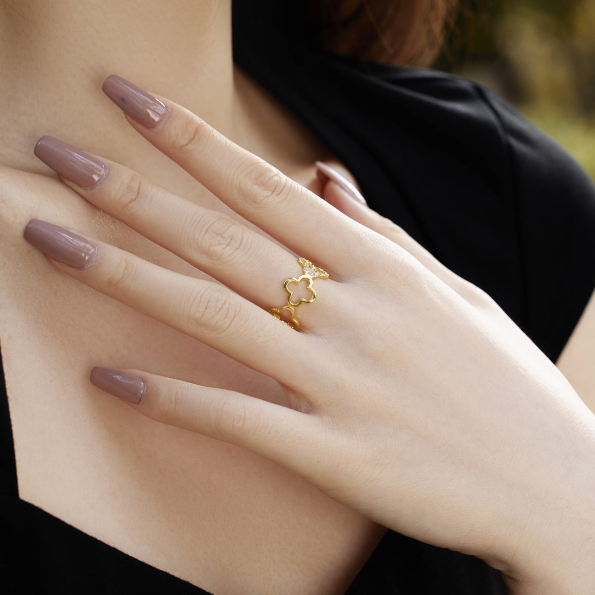 [Lumi Jewellery]Hollow Design Four-Leaf Clover Flower Shape Ring