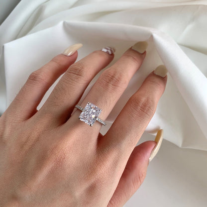 [Lumi Jewellery]4.0 Carat Luxurious Engagement Ring