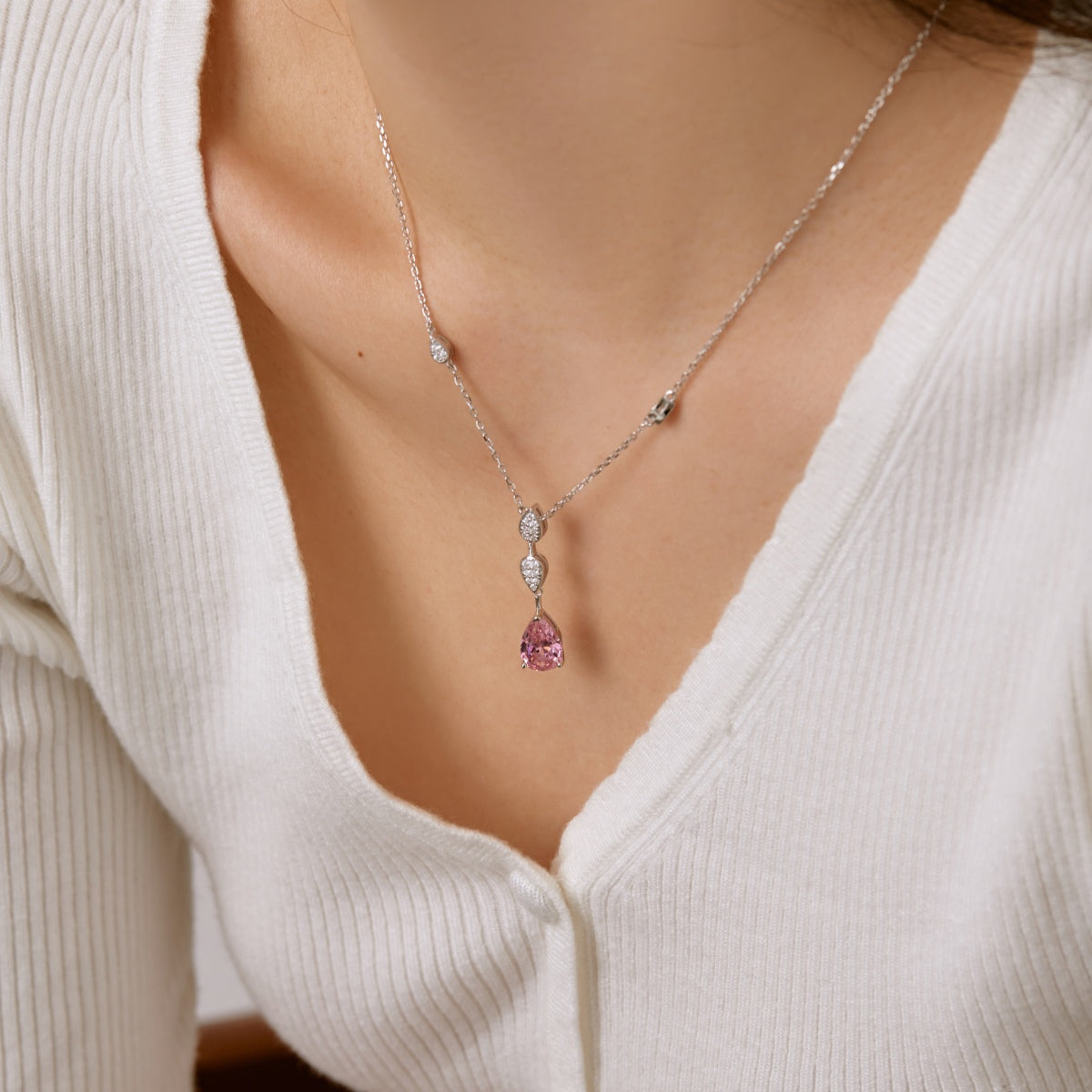 [Lumi Jewellery]Dazzling Pear Cut Necklace