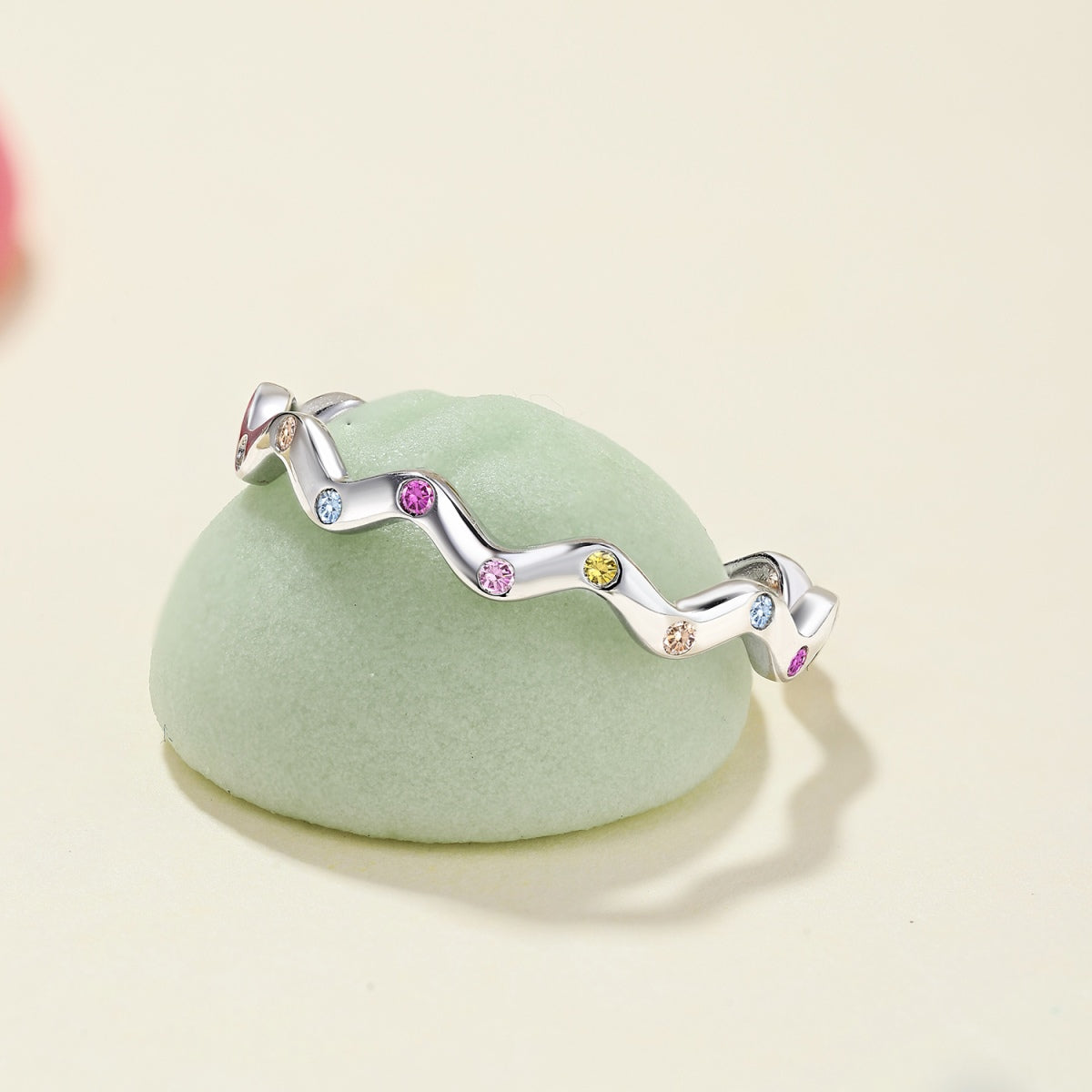 [Lumi Jewellery]Ornate Vibrant Round Cut Daily Ring