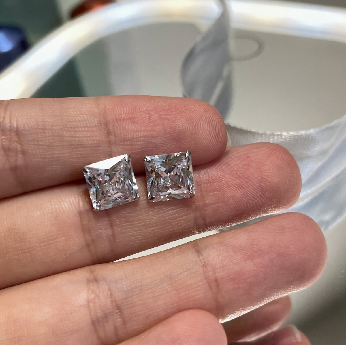 [Lumi Jewellery]Ornate Square Shape Earrings