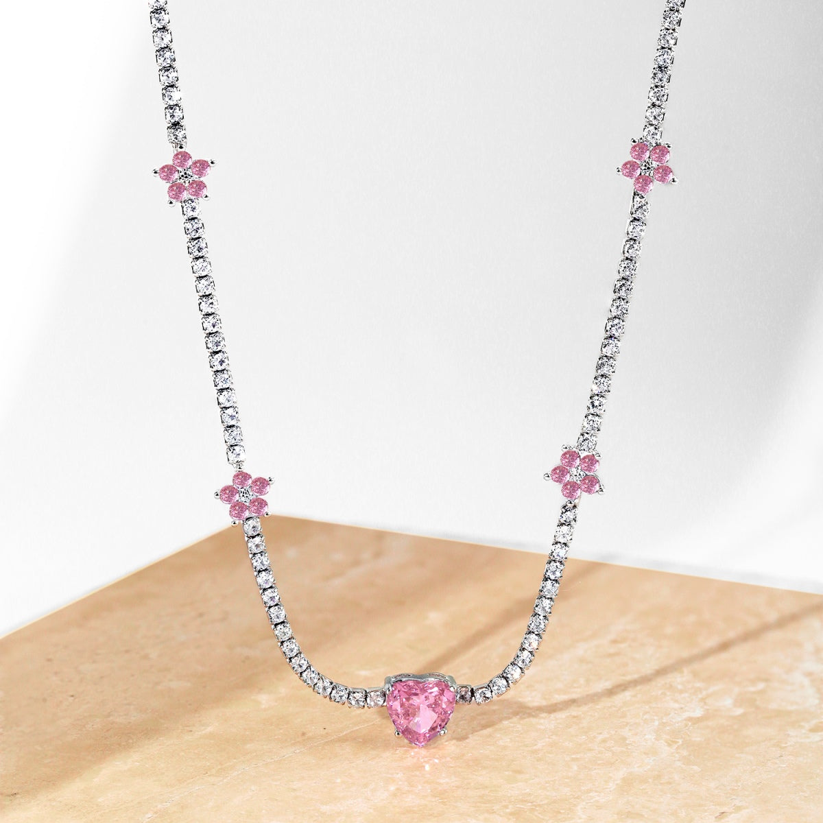 [Lumi Jewellery]Dazzling Pink Heart Flower Necklace