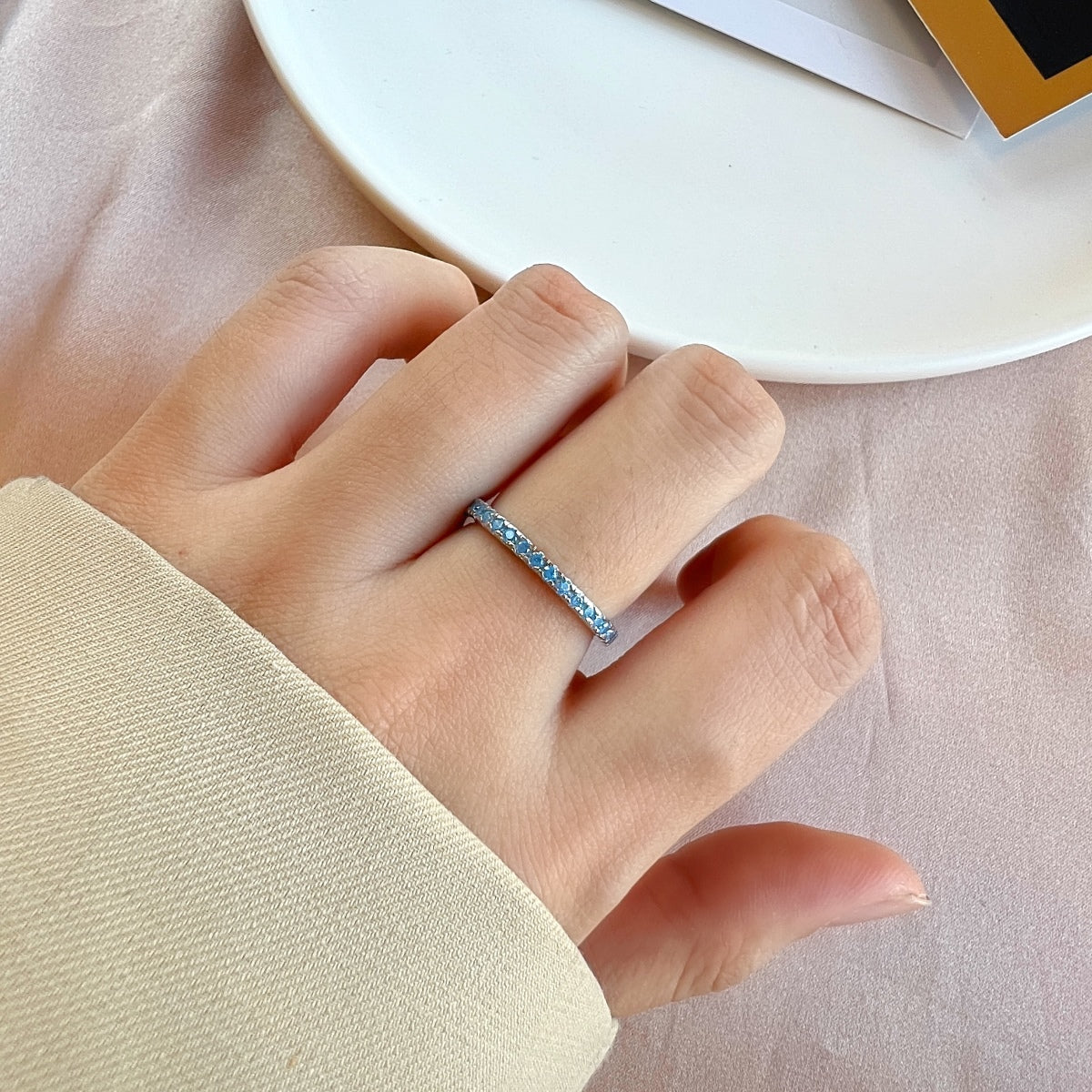 [Lumi Jewellery]Delicate Sparkling Round Cut Daily Ring