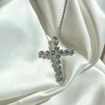 [Lumi Jewellery]Radiant Cross Shape Necklace