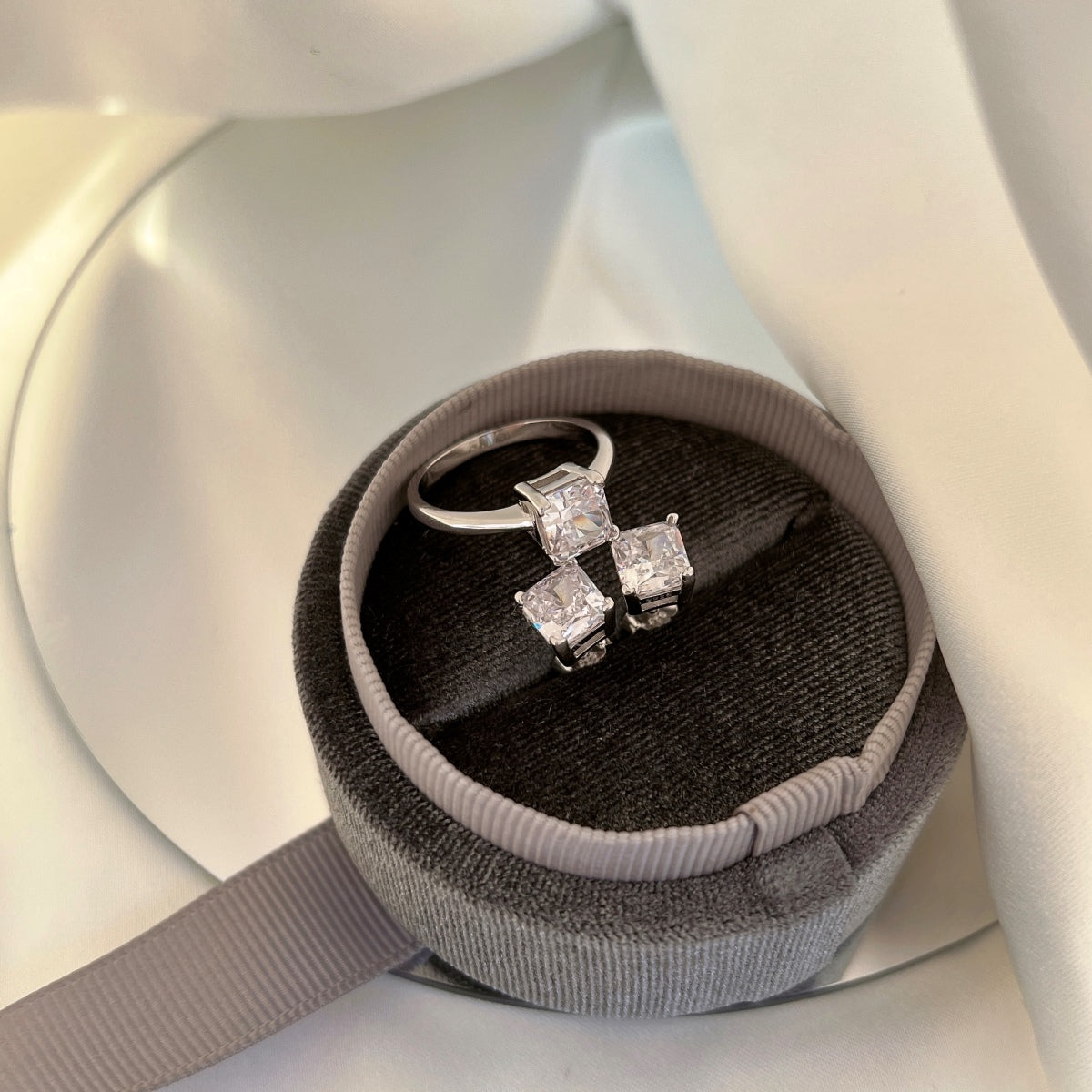 [Lumi Jewellery]1.0 Carat Radiant Princess Cut Wedding Earrings