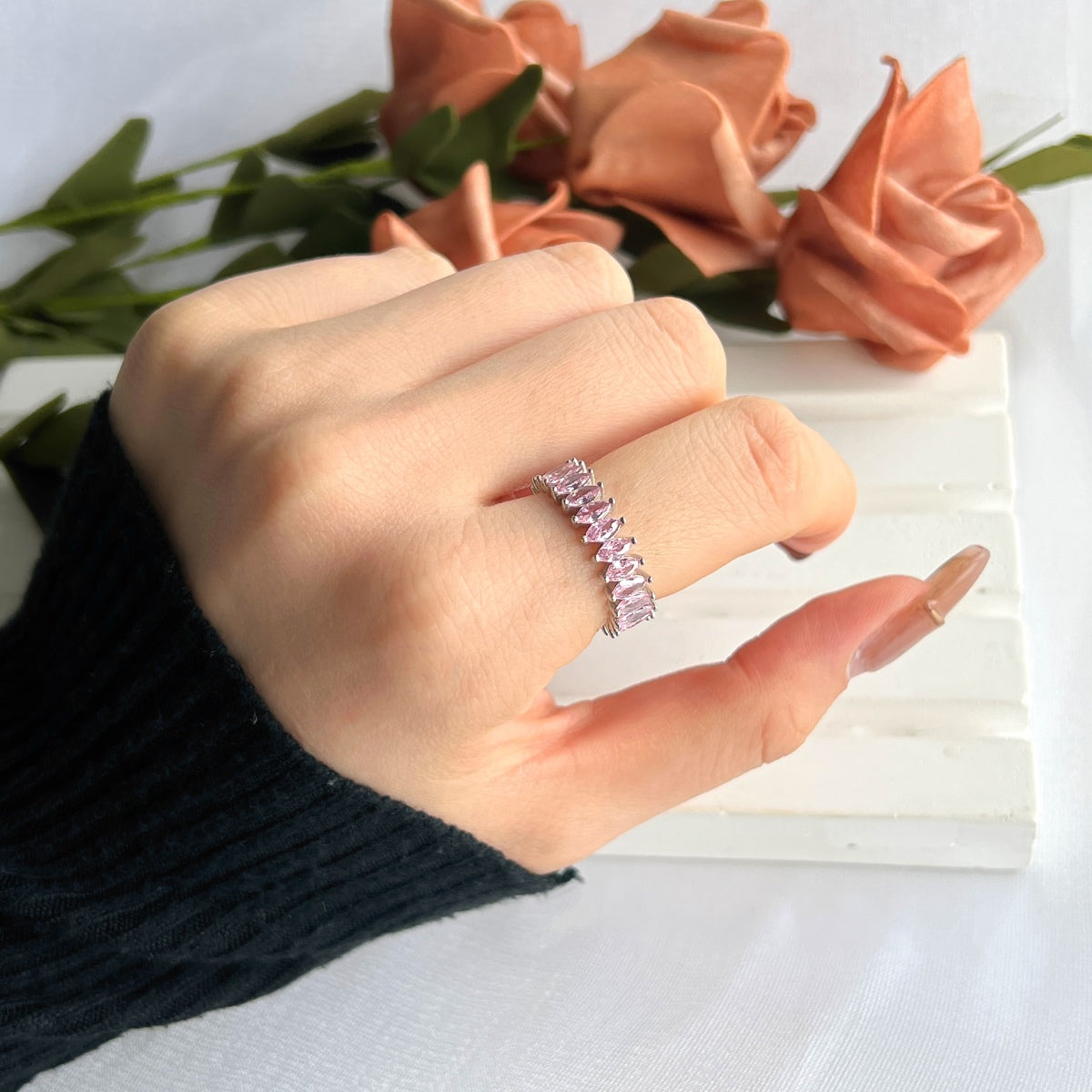 [Lumi Jewellery]Gorgeous Marquise Cut Tennis Ring