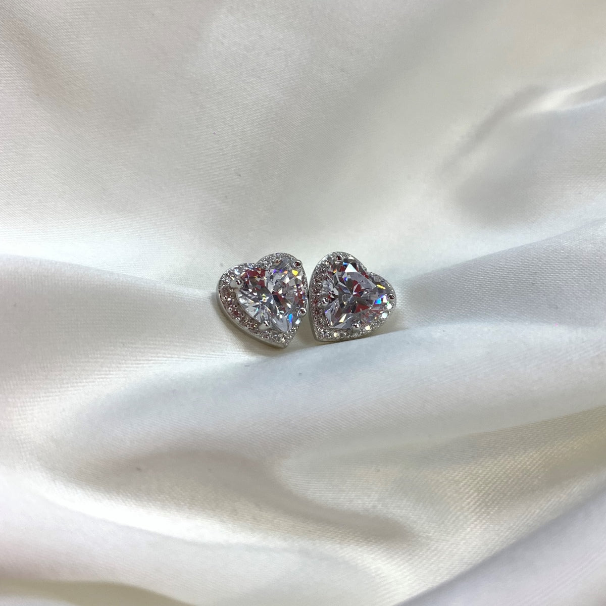 [Lumi Jewellery]Sparkling Heart Shape Lover Earrings
