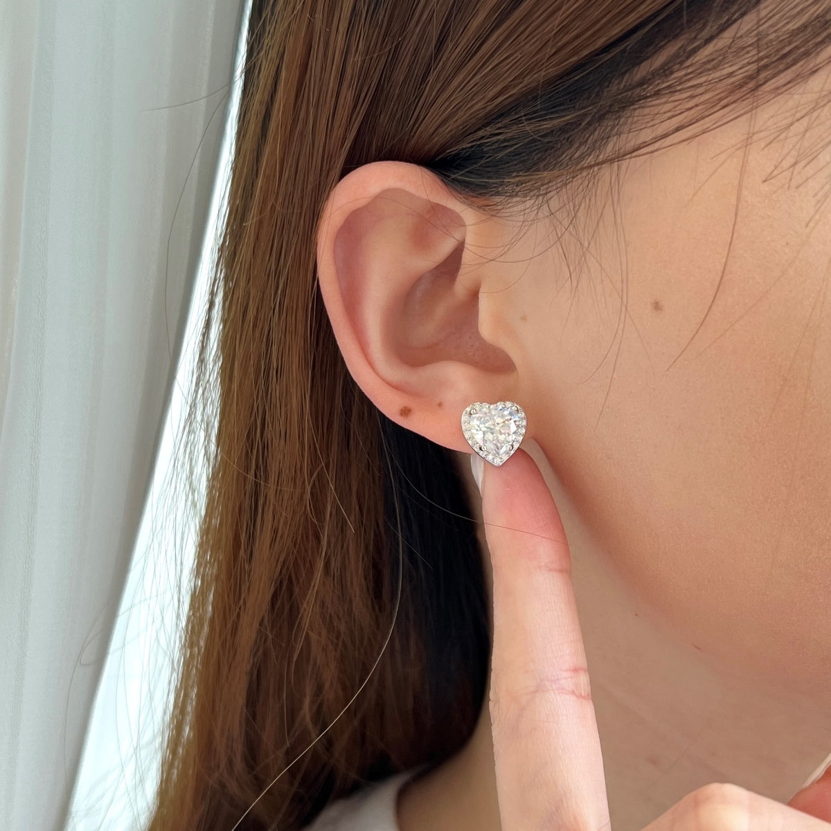 [Lumi Jewellery]Sparkling Heart Shape Lover Earrings