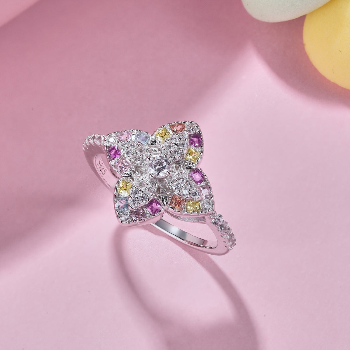 [Lumi Jewellery]Luxurious Colorful Flower Shape Banquet Ring