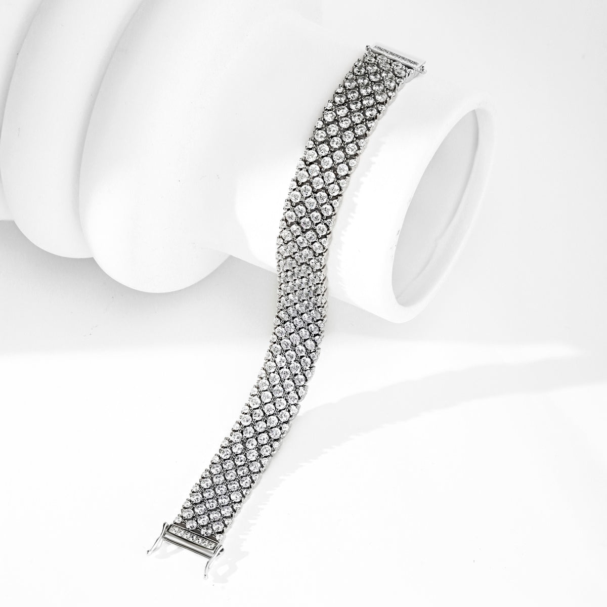 [Lumi Jewellery]Ornate Elegant Round Cut Party Bracelet