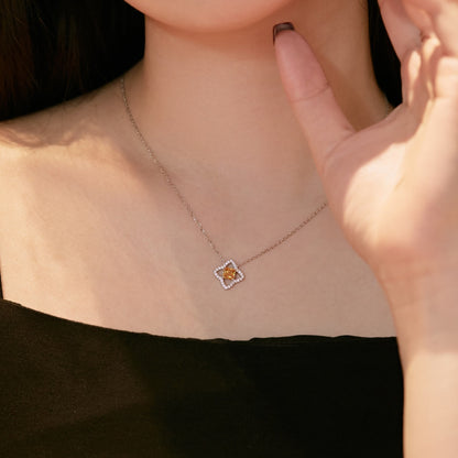 [Lumi Jewellery]Exquisite Flower Shape Princess Cut Necklace