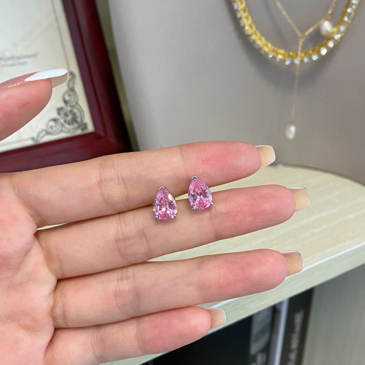 [Lumi Jewellery]Ornate Water Drop Shape Earrings