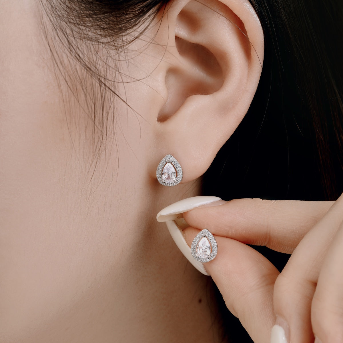 [Lumi Jewellery]Luxurious Water Drop Shape Earrings