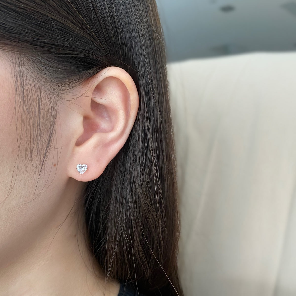 [Lumi Jewellery]Sparkling Heart Shaped Simple Earrings