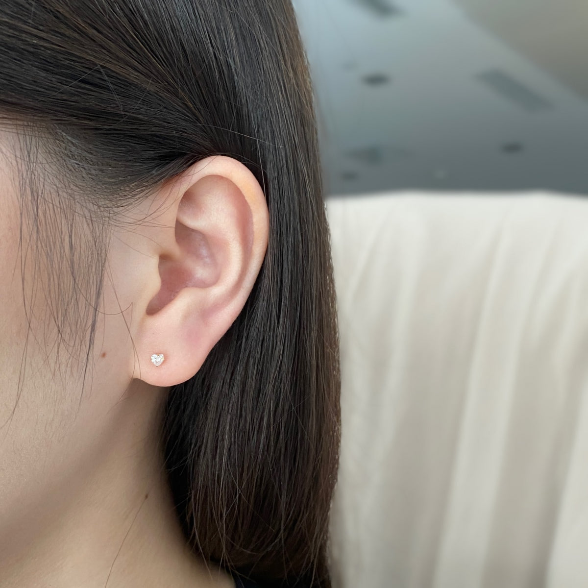 [Lumi Jewellery]Sparkling Heart Shaped Simple Earrings