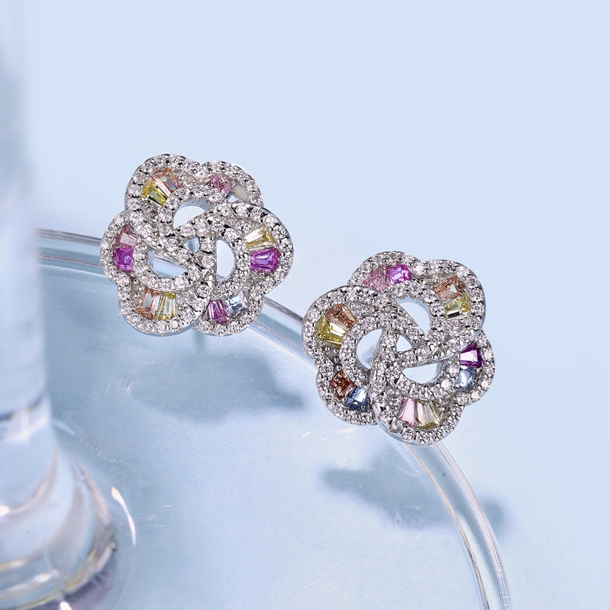 [Lumi Jewellery]Exquisite Flower Shape Daily Earrings