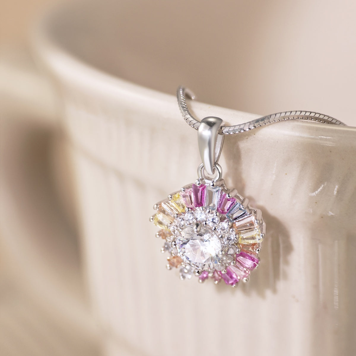 [Lumi Jewellery]Charming Flower Colorful Necklace