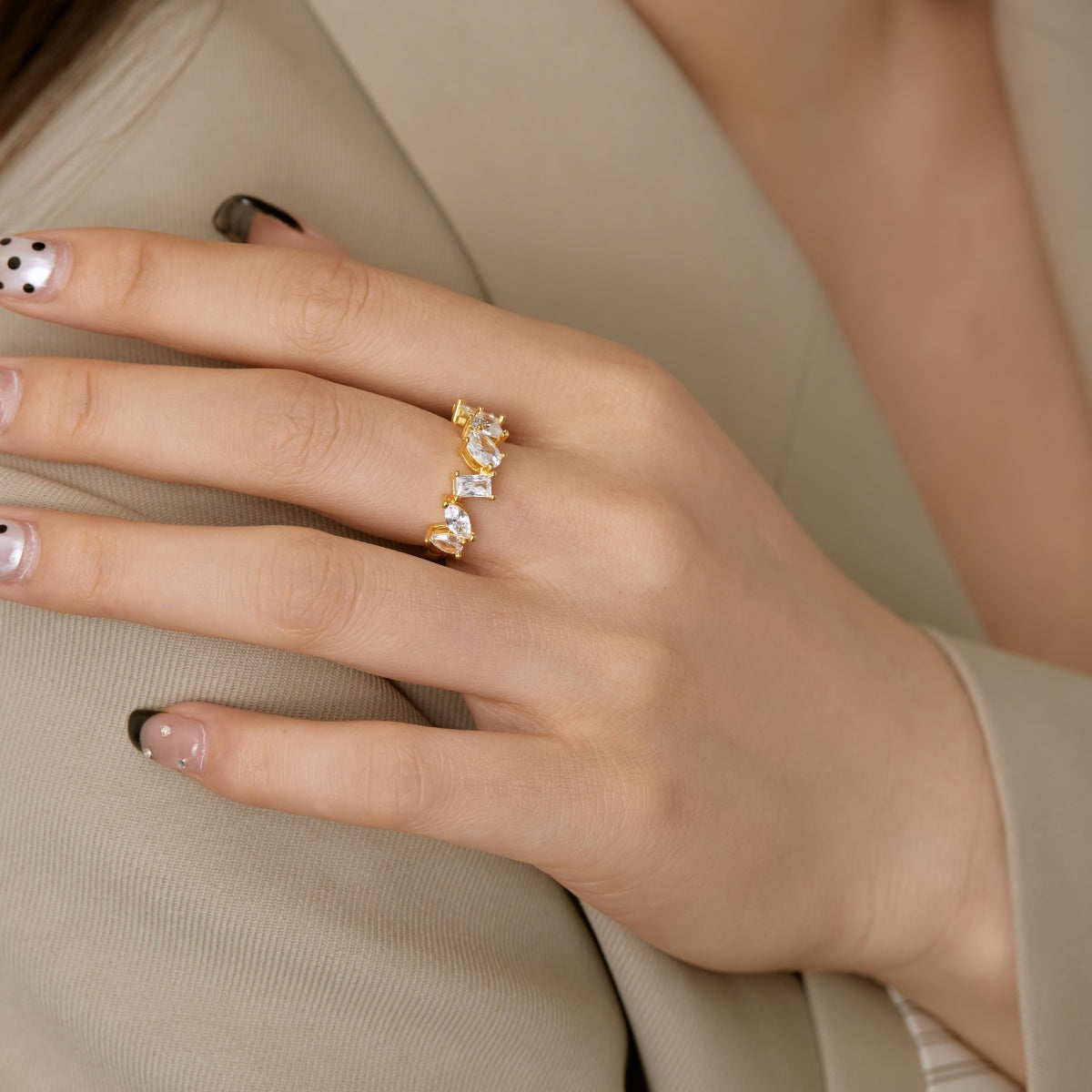[Lumi Jewellery]Delicate Multi Cut Ring