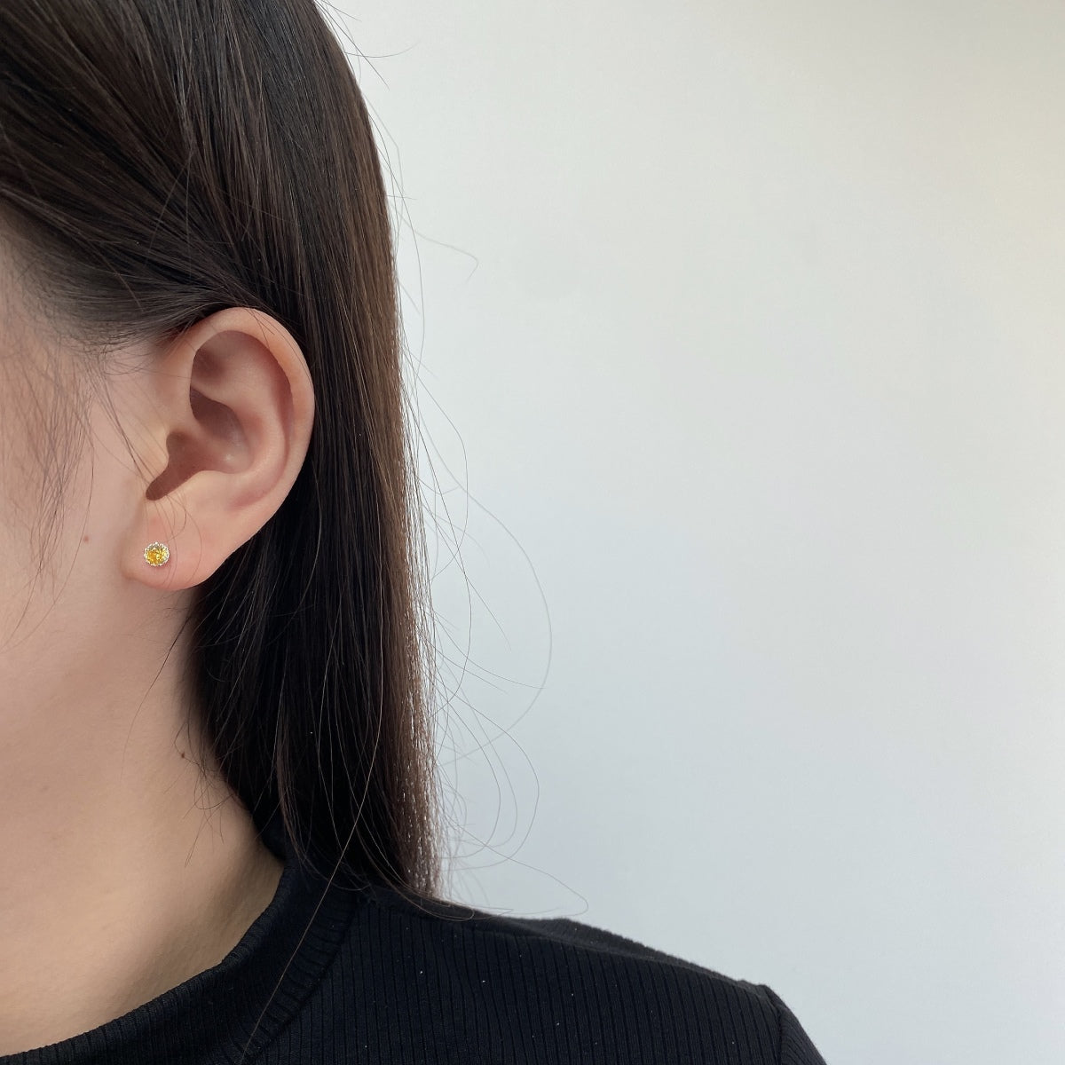 [Lumi Jewellery]Sparkling Colorful Round Shape Earrings