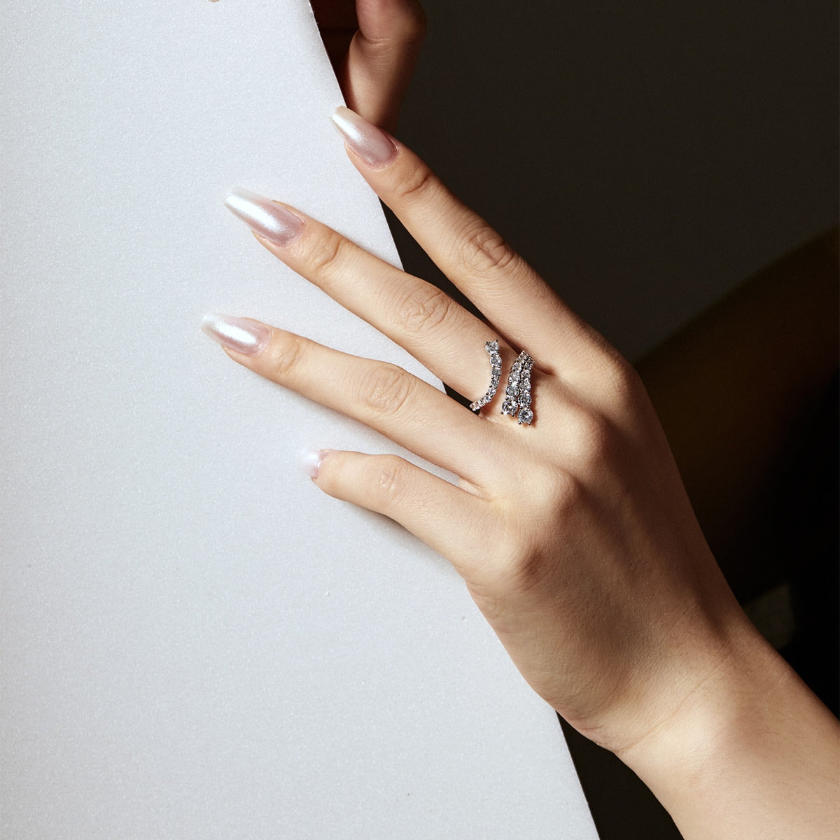 [Lumi Jewellery]Unique Vivid Snake Shape Daily Ring
