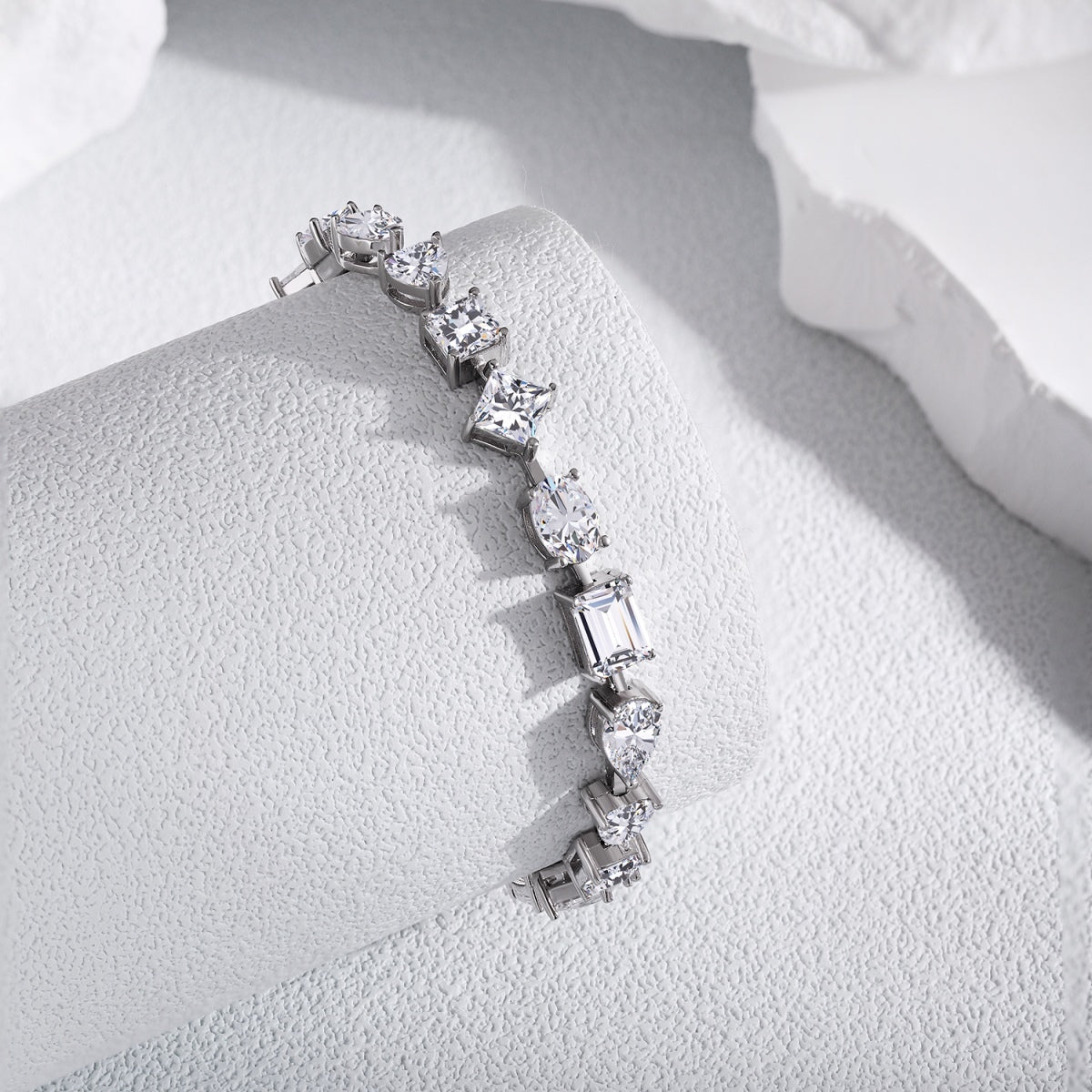 [Lumi Jewellery]Unique Exquisite Multi Cut Daily Bracelet