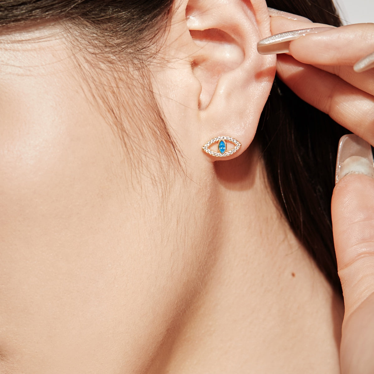 [Lumi Jewellery]Blue Devil Eyes Hollow Stud Earrings