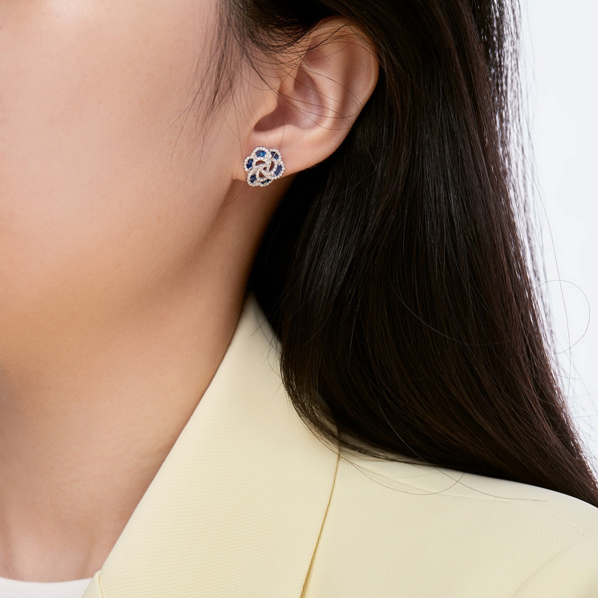 [Lumi Jewellery]Exquisite Flower Shape Daily Earrings