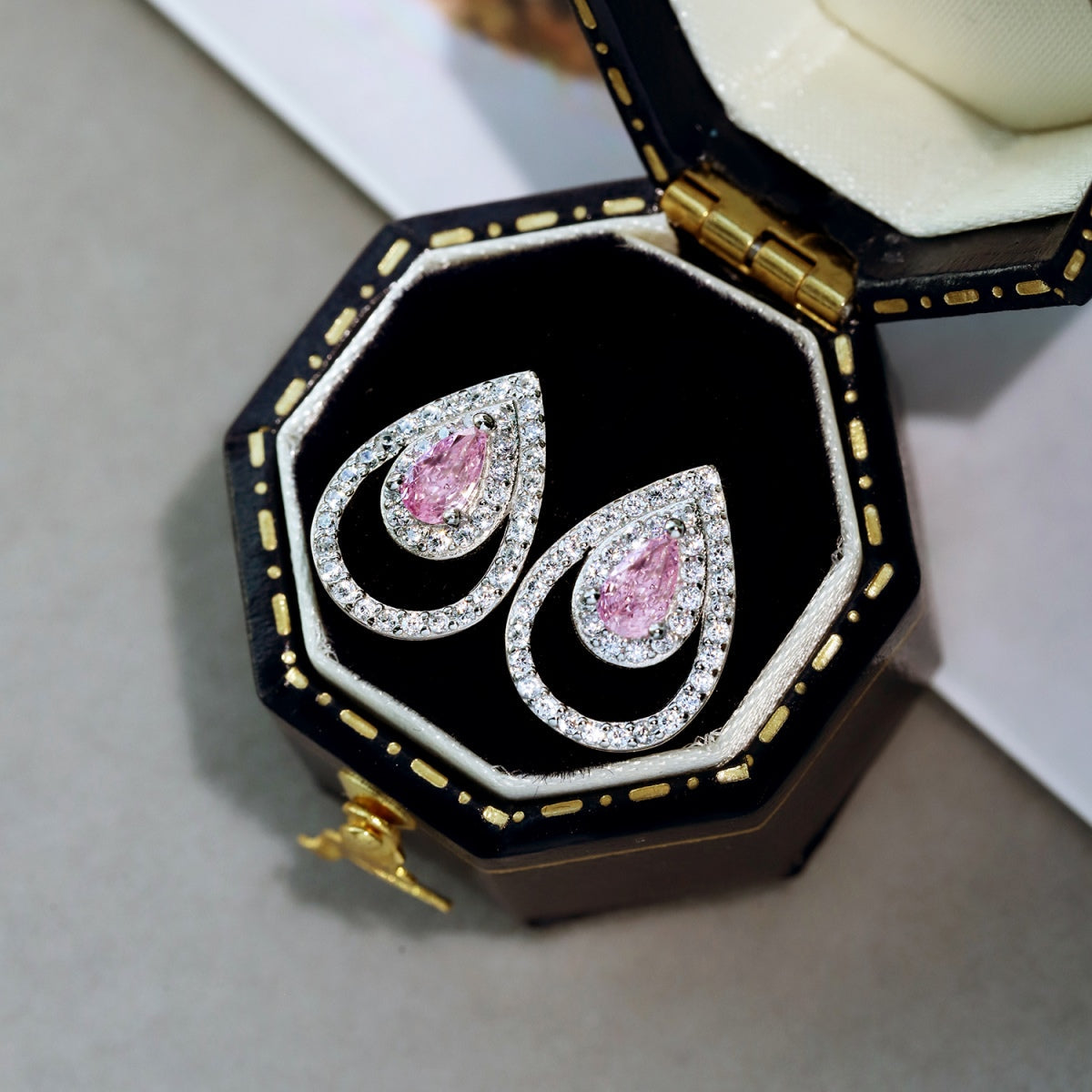 [Lumi Jewellery]Sparkling Delicate Water Drop Shape Daily Earrings