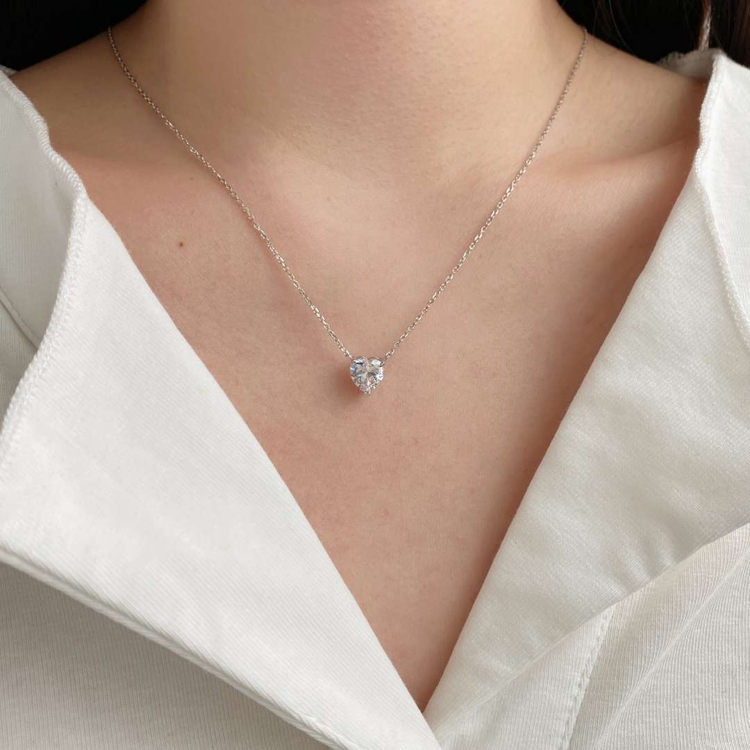[Lumi Jewellery]Heart Shape Main Stone Pendant Collarbone Necklace