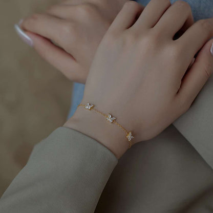 [Lumi Jewellery]Radiant Butterfly Shape Necklace