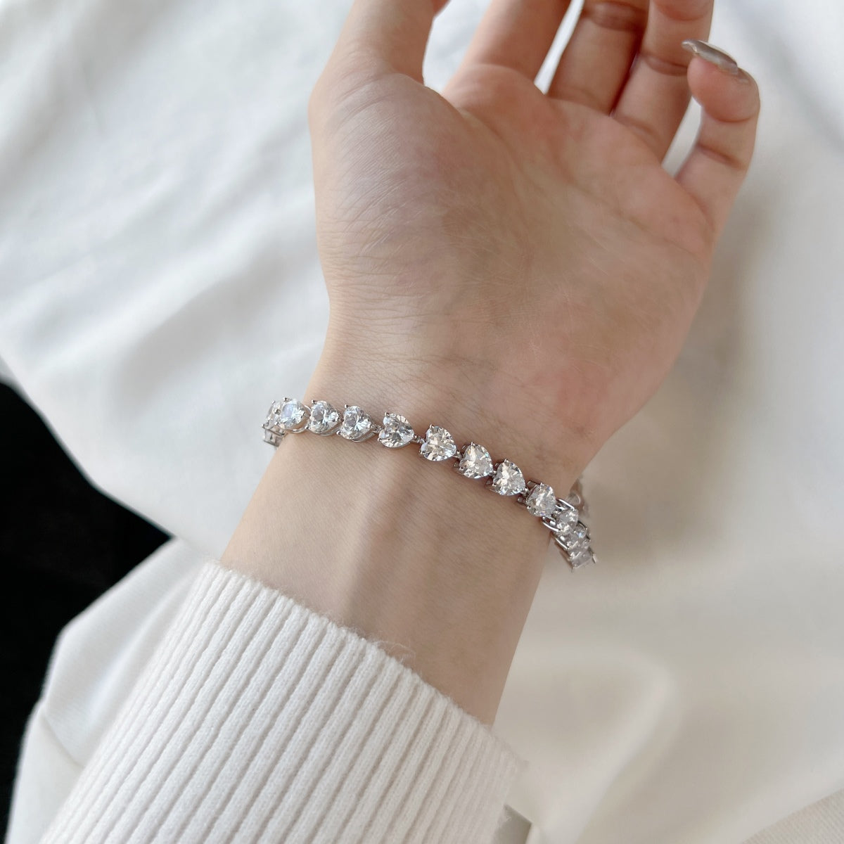 [Lumi Jewellery]0.75 Carat Elegant Romantic Heart Shape Lover Bracelet