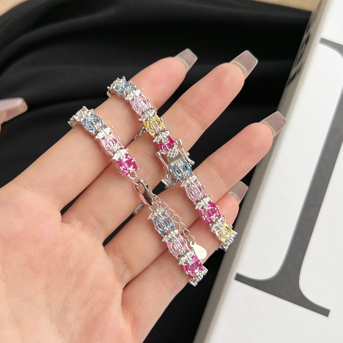 [Lumi Jewellery]Delicate Colorful Multi Cut Party Bracelet