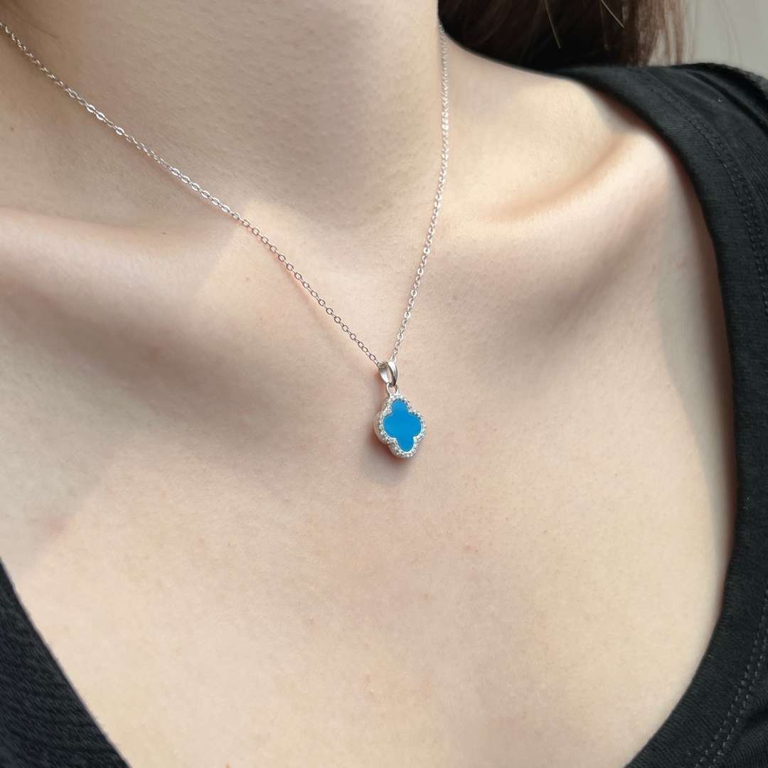 [Lumi Jewellery]Dainty Flower Shape Necklace