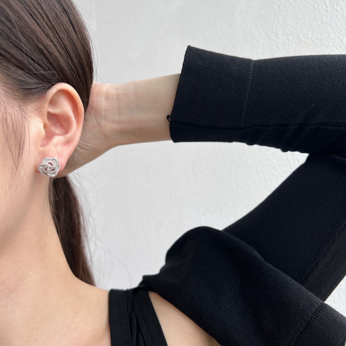 [Lumi Jewellery]Exquisite Flower Shape Daily Earrings