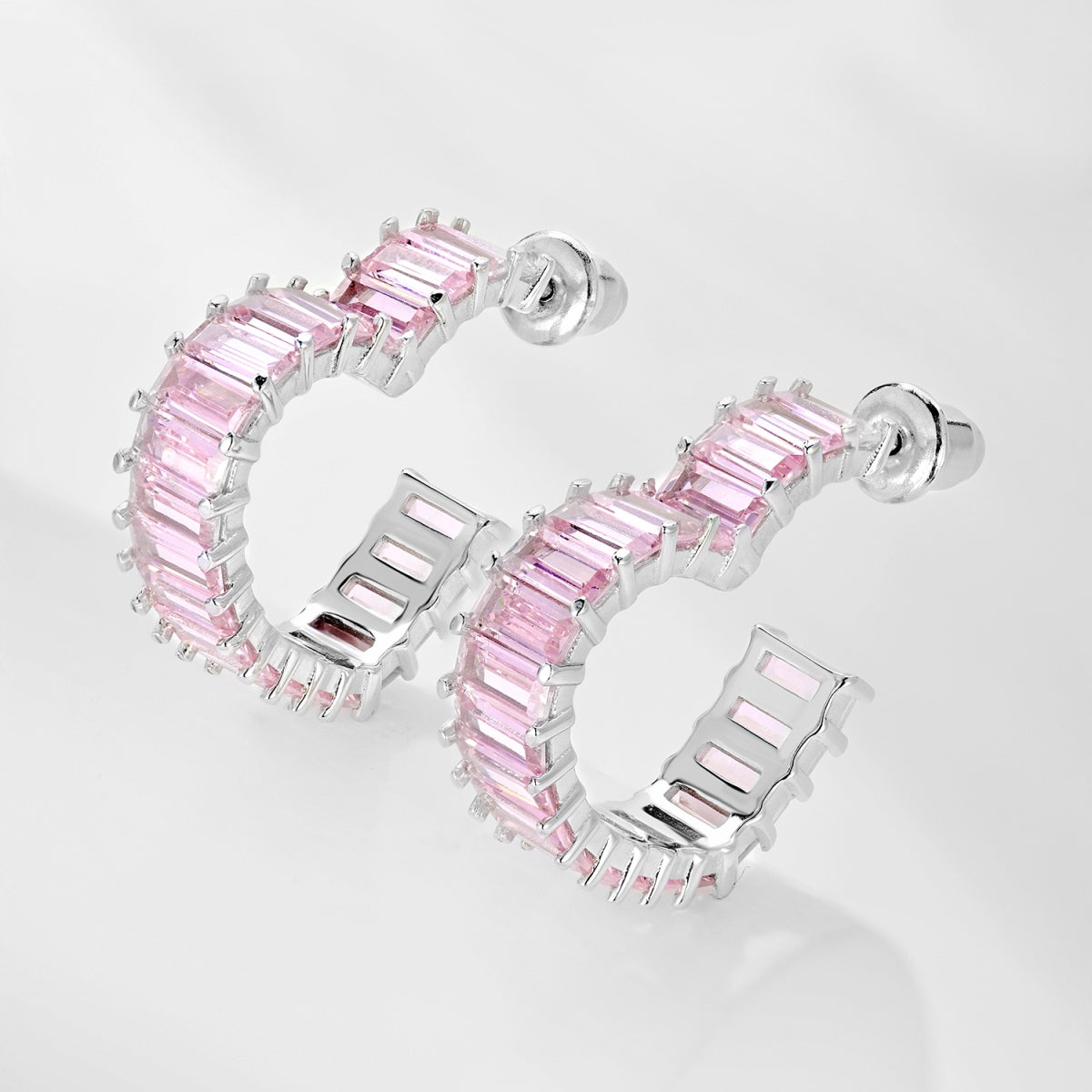 [Lumi Jewellery]Radiant Heart Cutout Earrings