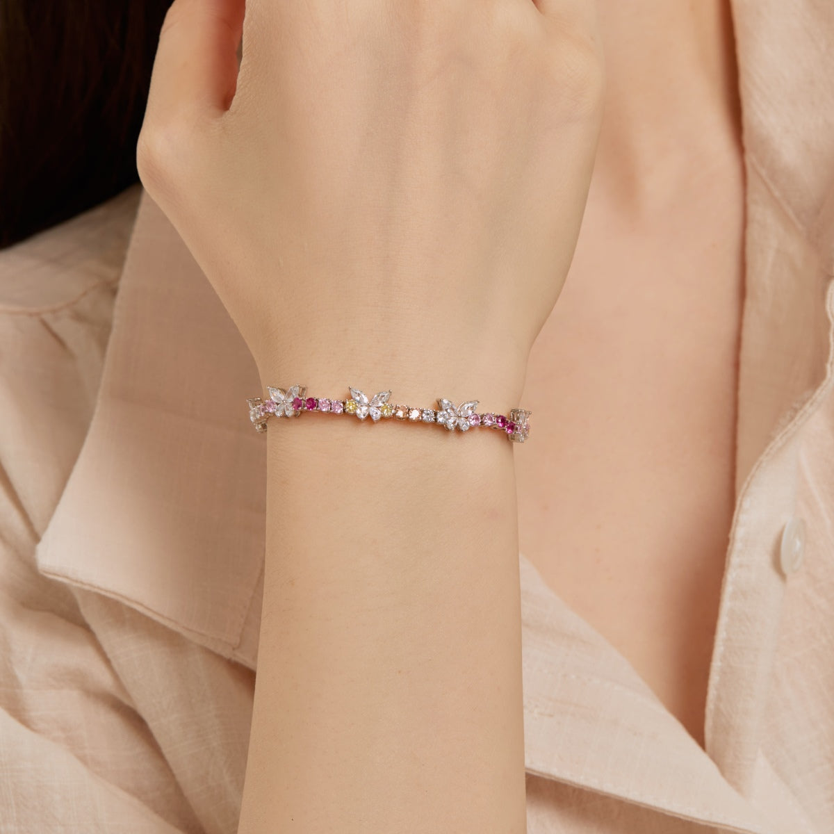 [Lumi Jewellery]Ornate Colorful Butterfly Shape Round Cut Daily Bracelet