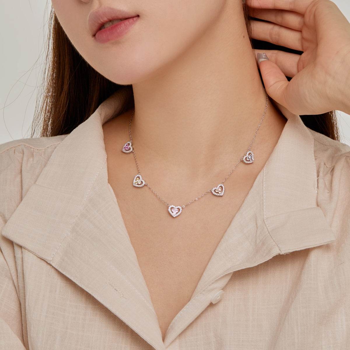 [Lumi Jewellery]Sparkling Five Heart Necklace