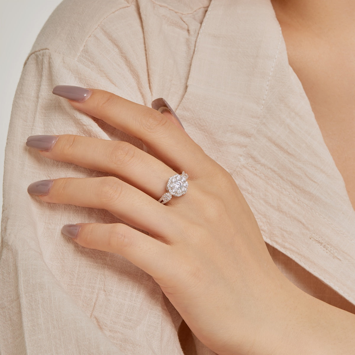 [Lumi Jewellery]Delicate Colorful Round Cut Flower Shape Wedding Ring