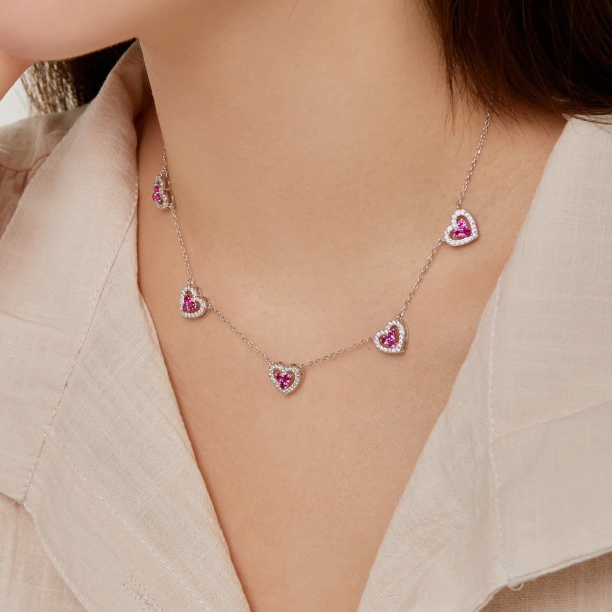 [Lumi Jewellery]Sparkling Five Heart Necklace