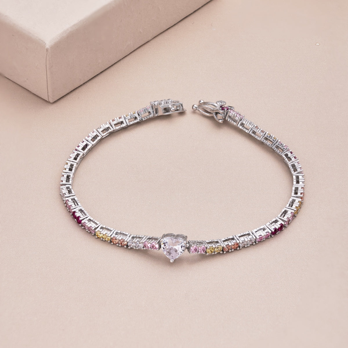 [Lumi Jewellery]Delicate Romantic Heart Shape Lover Bracelet