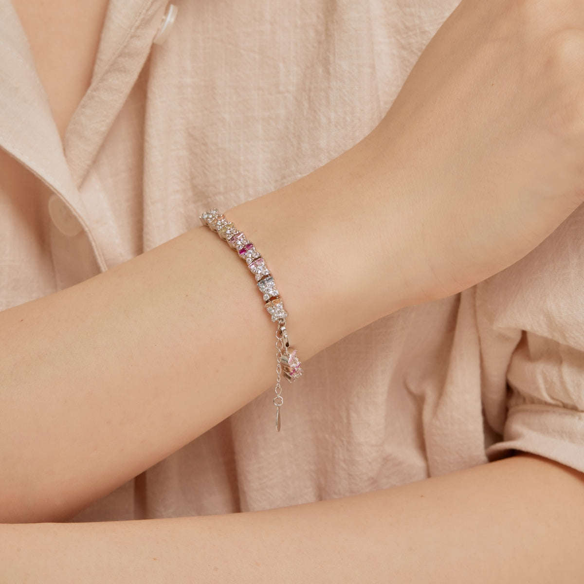[Lumi Jewellery]Unique Colorful Flower Shape Daily Bracelet
