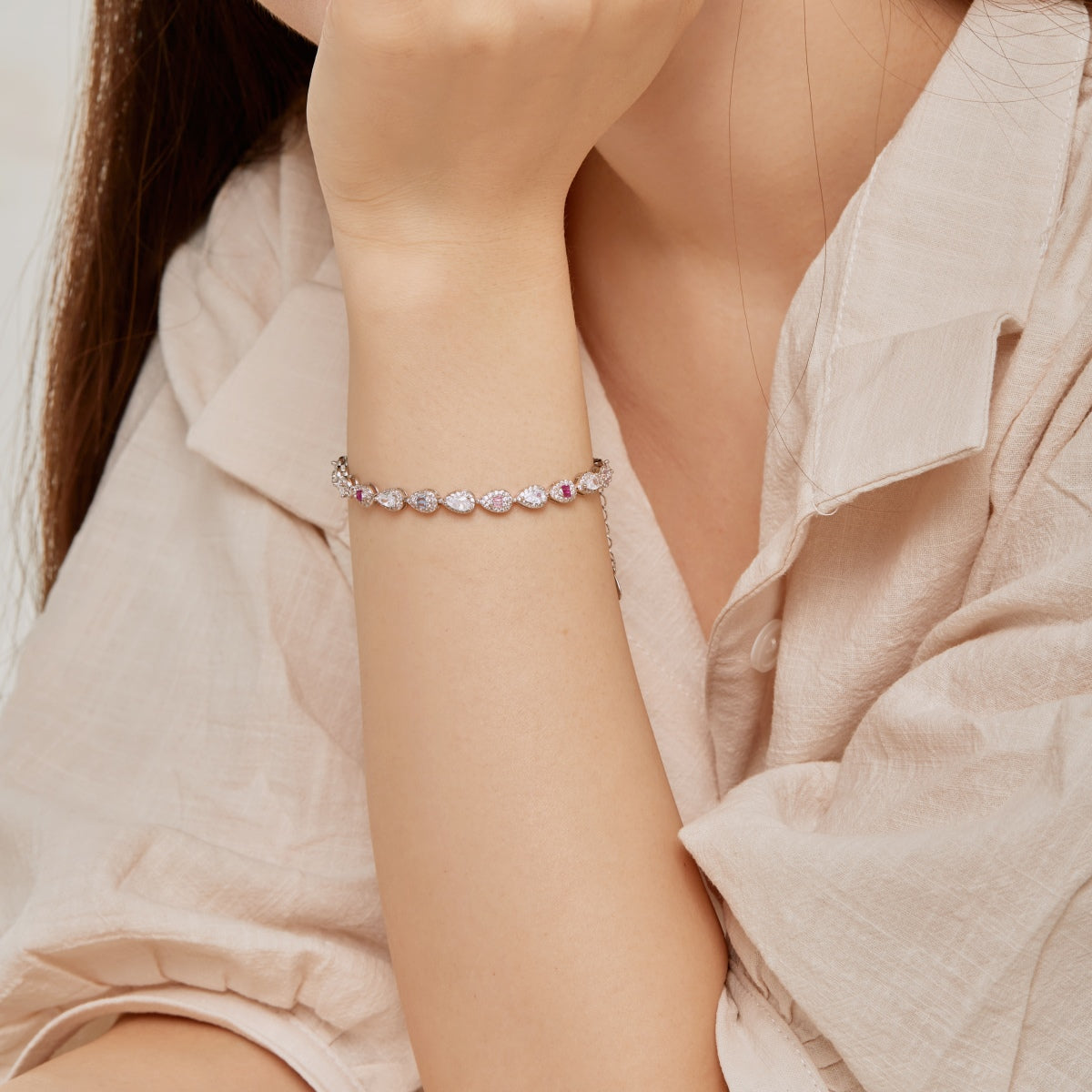 [Lumi Jewellery]0.25 Carat Radiant Water Drop Shape Daily Bracelet
