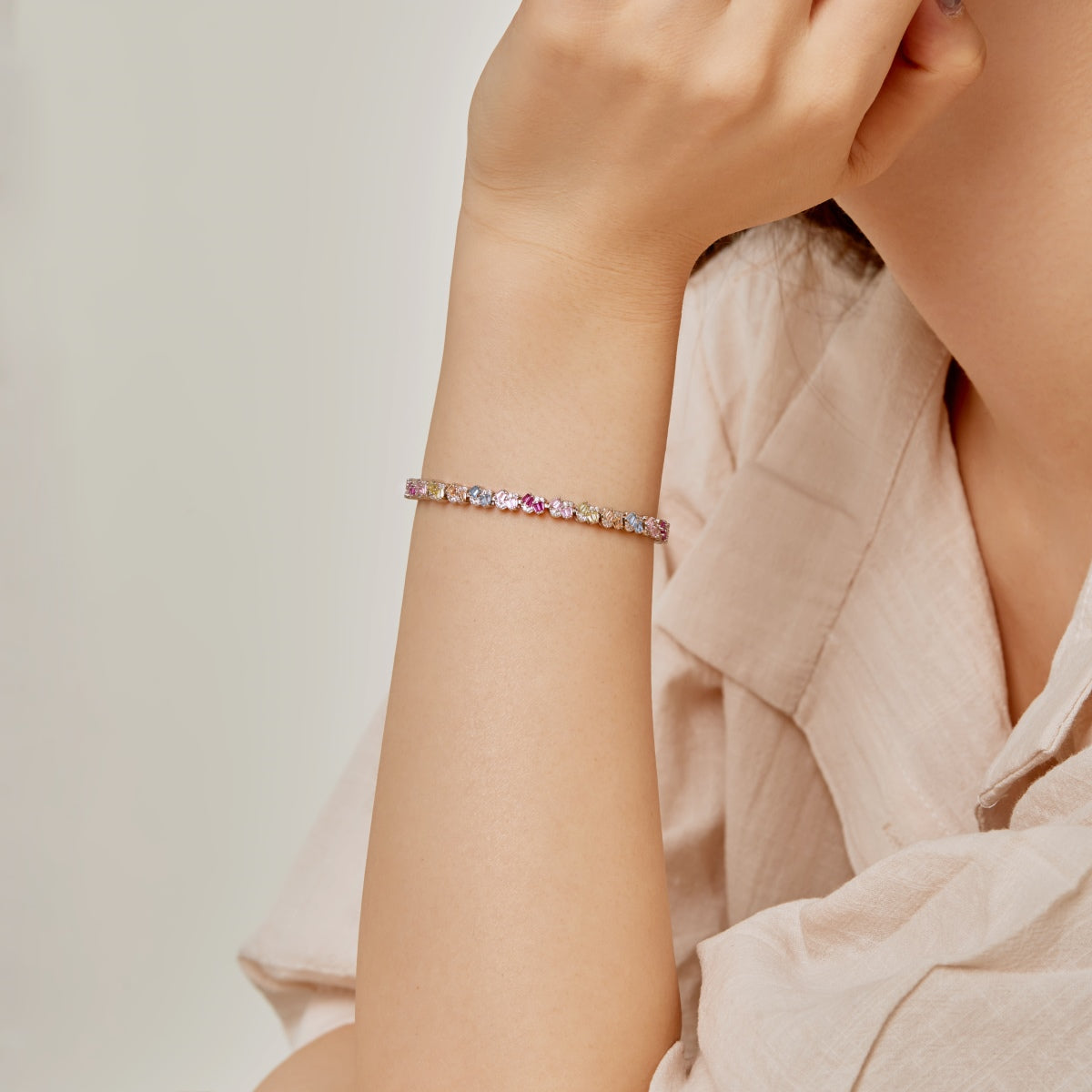 [Lumi Jewellery]Ornate Colorful Flower Shape Party Bracelet