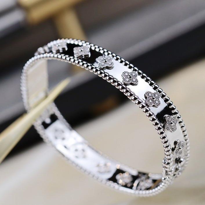 [Lumi Jewellery]CLOVER BRACELET 8MM DIAMONDS